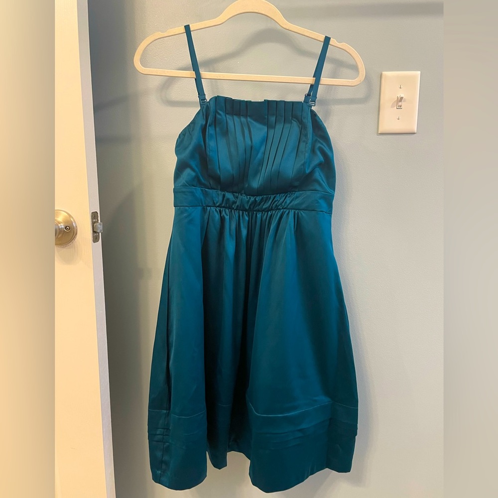 Limited satin convertible dress, size 6